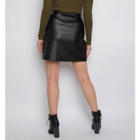 Faux leather skirt last one! - Picture 3 of 4